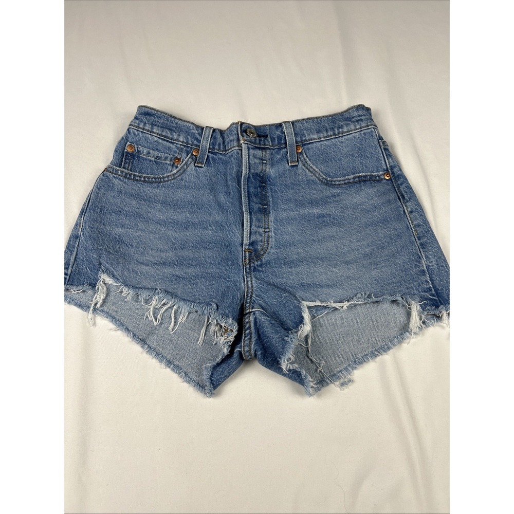 NWT Levi's 501 Original Fit High Rise Women's Cut Off Shorts Medium Wash Size 29